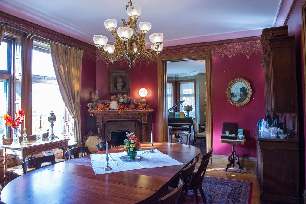 The Gables Bed And Breakfast Philadelphia
